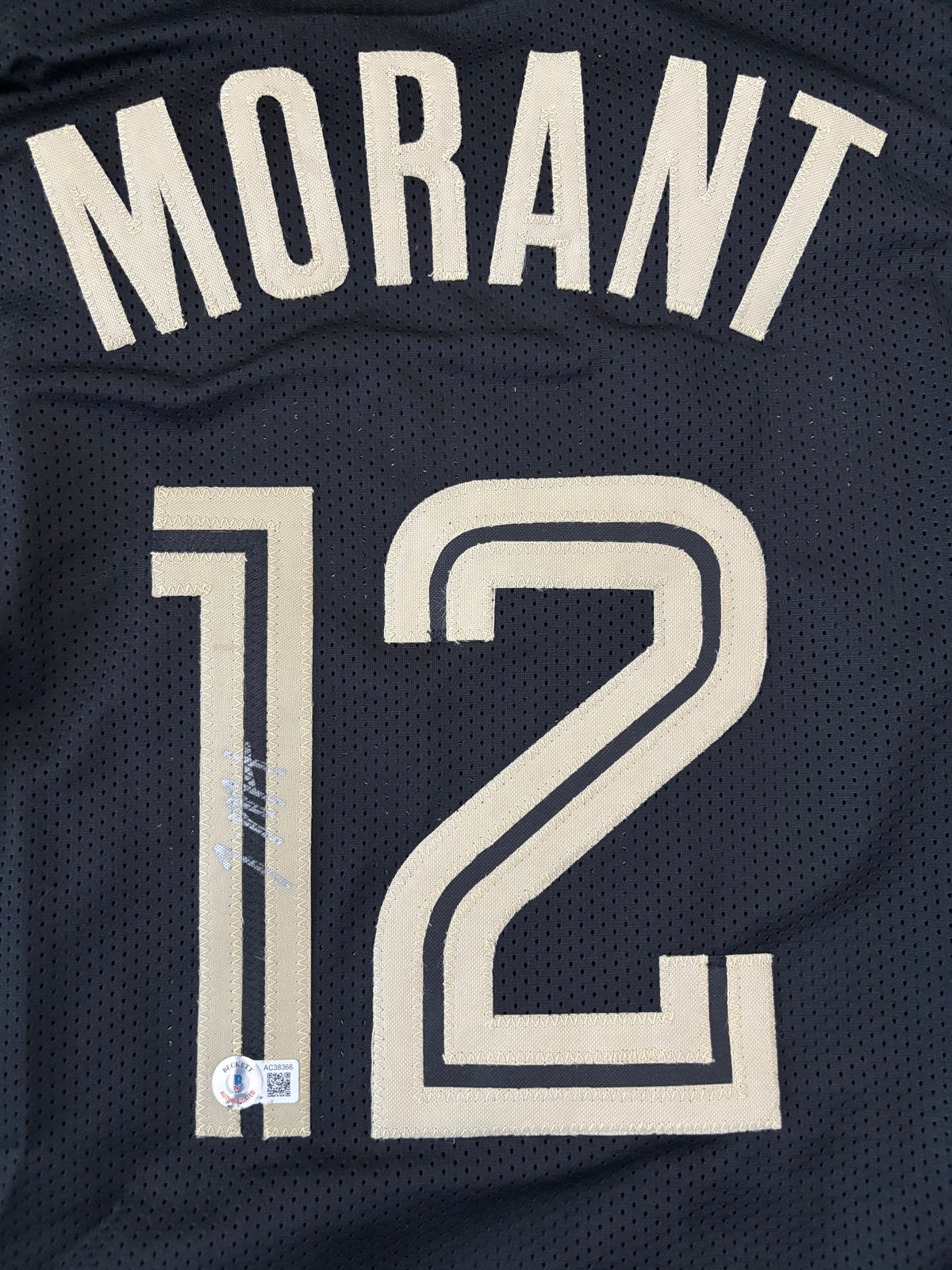Ja Morant Signed Memphis Black Jersey (Beckett)