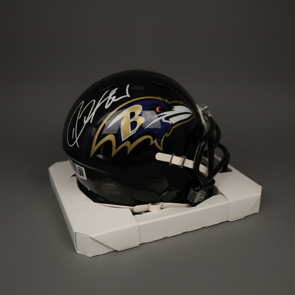Ray Lewis Signed Baltimore Ravens Speed Mini Football Helmet (Beckett)